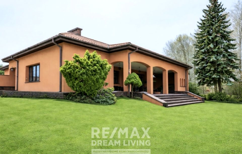 Dom Michałów-Reginów