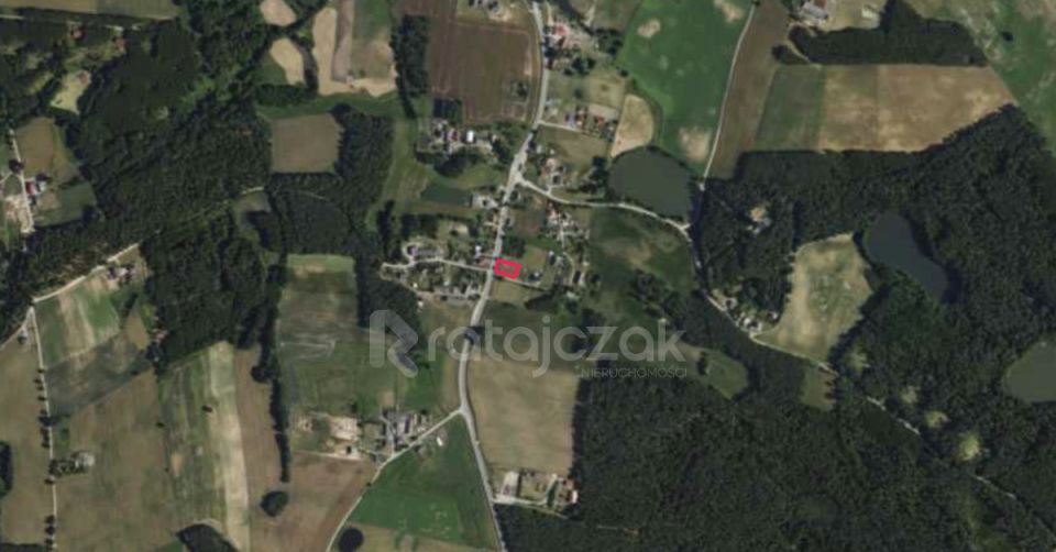 Działka nad jeziorem