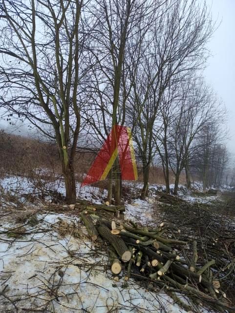 Pusta działka Brzoskwinia