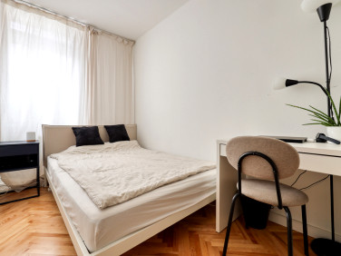 Mieszkanie blok mieszkalny nad jeziorem