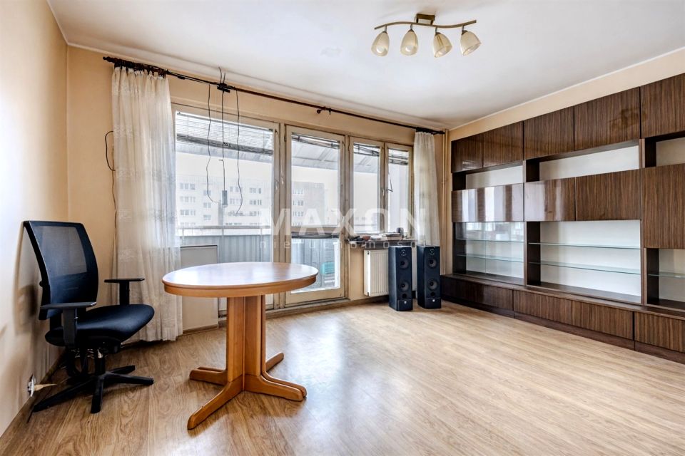 Mieszkanie blok mieszkalny Warszawa