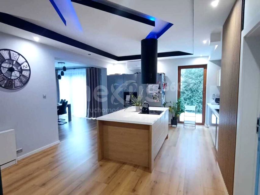 Dom wolnostojący sprzedaż