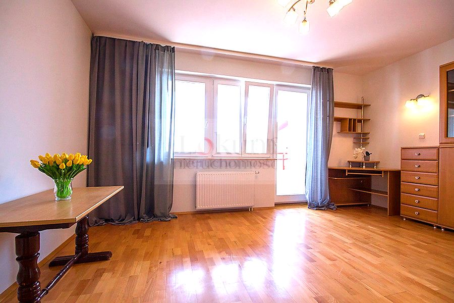 Mieszkanie blok mieszkalny Warszawa
