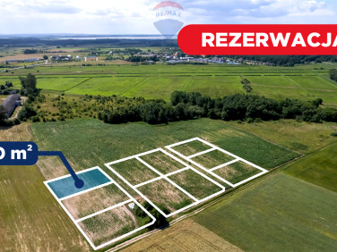 Działka nad jeziorem