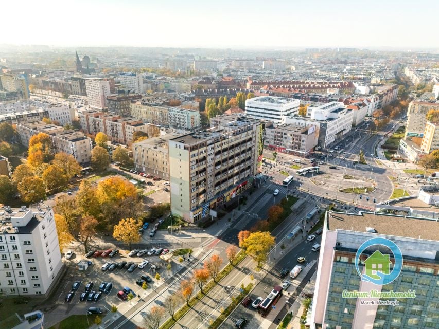 Mieszkanie blok mieszkalny nad rzeką