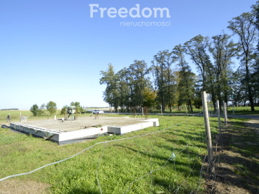 Ogrodzona działka sprzedam
