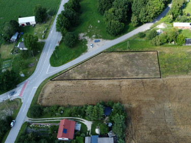 Działka nad jeziorem