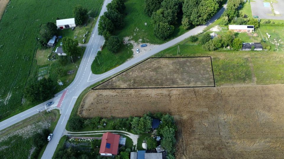 Działka nad jeziorem