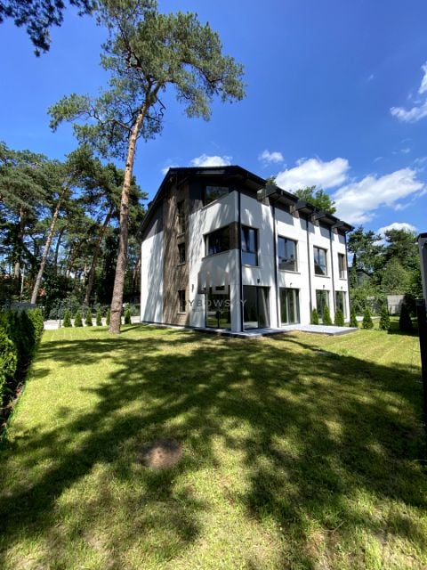 Dom Józefów