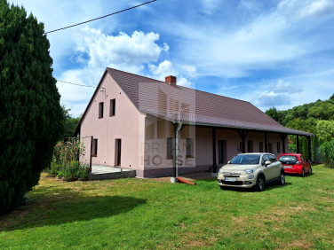 Dom Kuźnica Dąbrowska