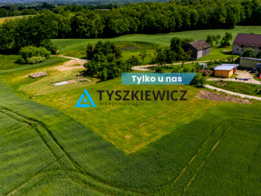 Działka przy lesie