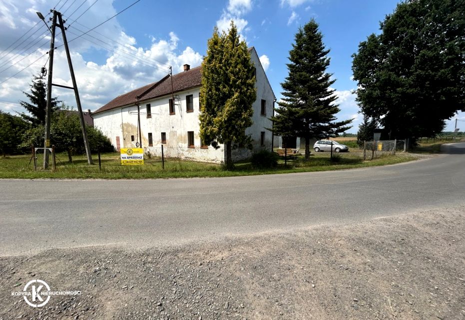 Dom z garażem