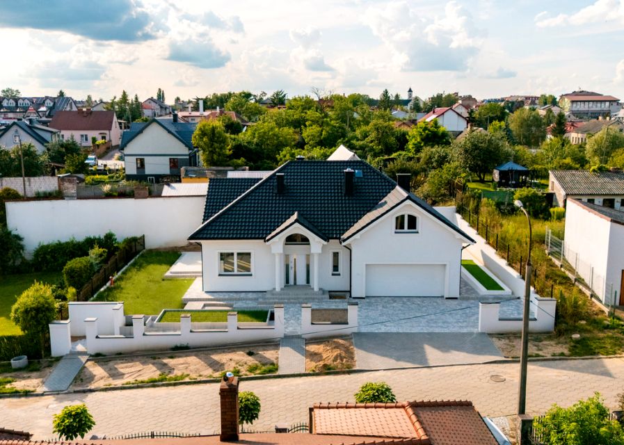 Dom ŁOMŻA