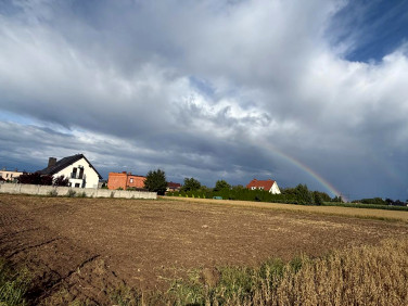 Pusta działka Dopiewiec