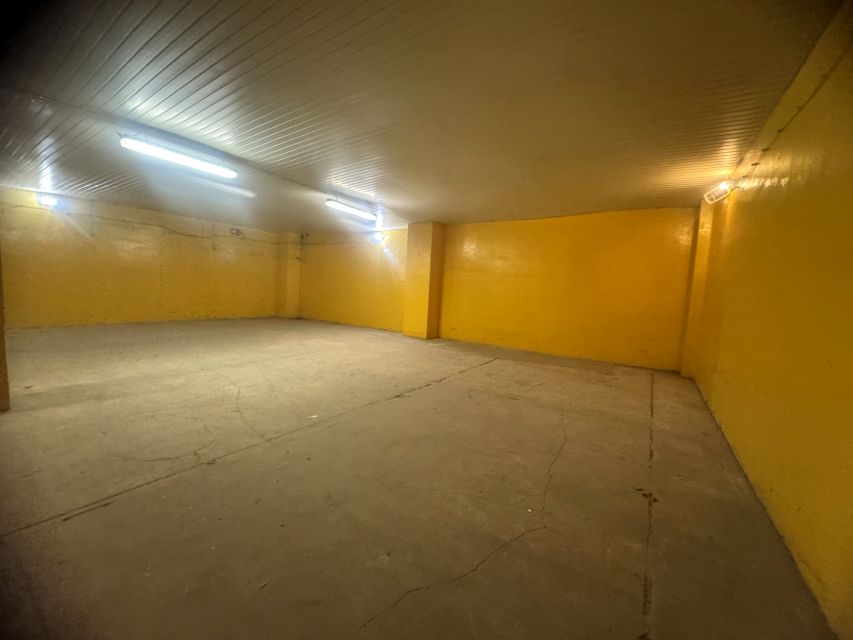 Budynek użytkowy Warszawa
