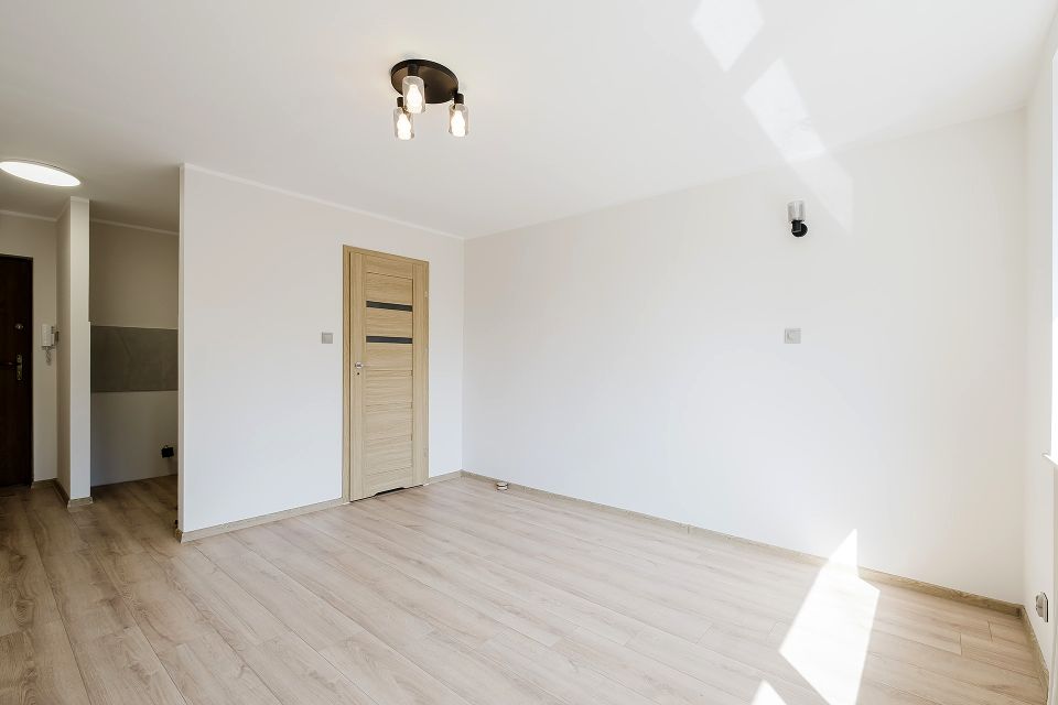 Mieszkanie blok mieszkalny przy lesie