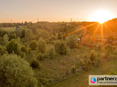 Działka nad jeziorem