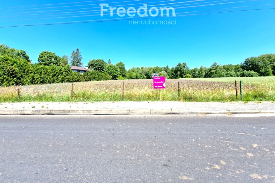 Ogrodzona działka sprzedam