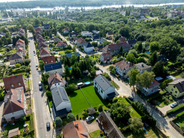 Dom z garażem