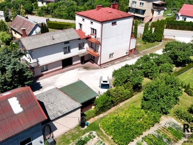 Dom z garażem