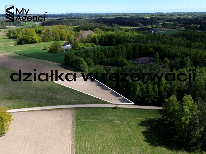 Działka przy lesie