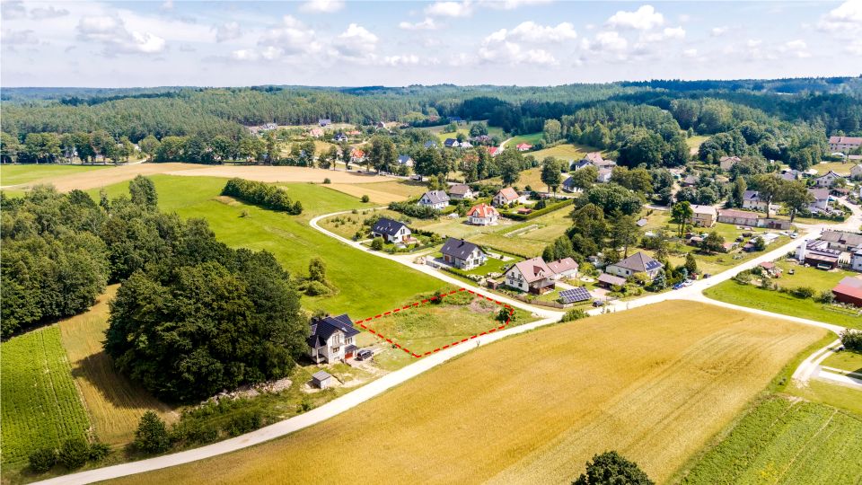 Działka nad jeziorem