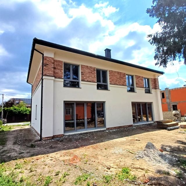 Dom Józefów
