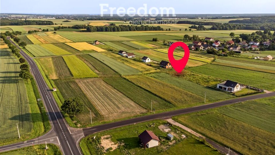 Działka nad jeziorem