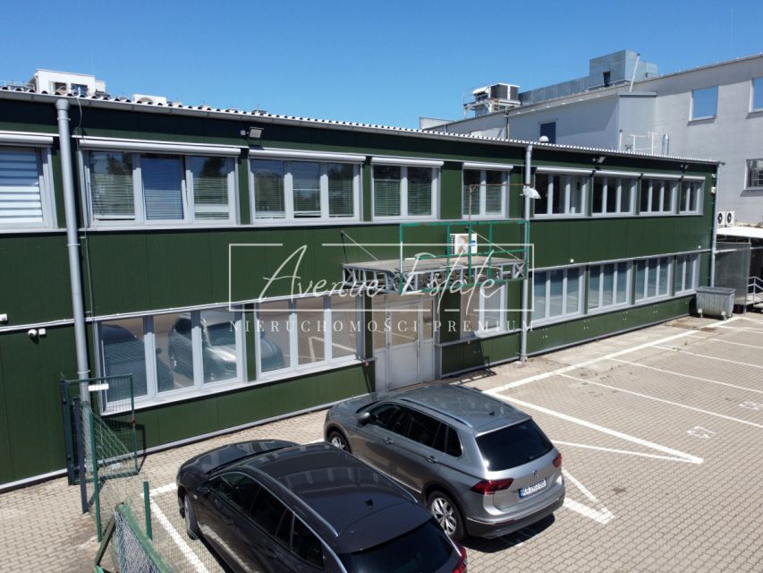 Budynek użytkowy Warszawa