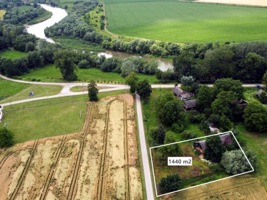 Działka nad rzeką
