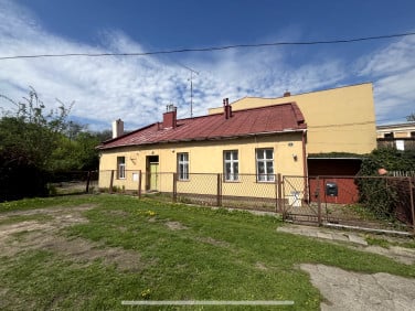 Dom z garażem