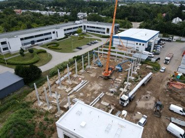 Budynek użytkowy Złotniki