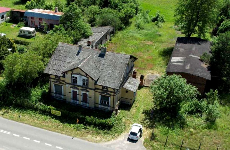 Dom Czarne sprzedaż