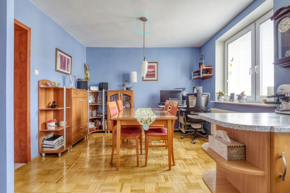 Mieszkanie blok mieszkalny przy lesie