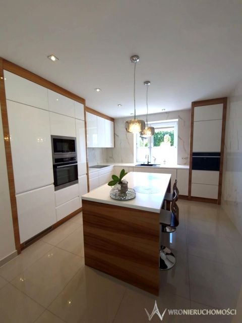 Dom wolnostojący sprzedaż