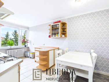 Mieszkanie blok mieszkalny przy lesie