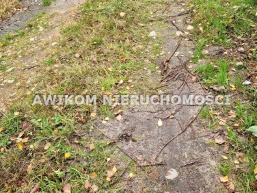 Pusta działka Chylice