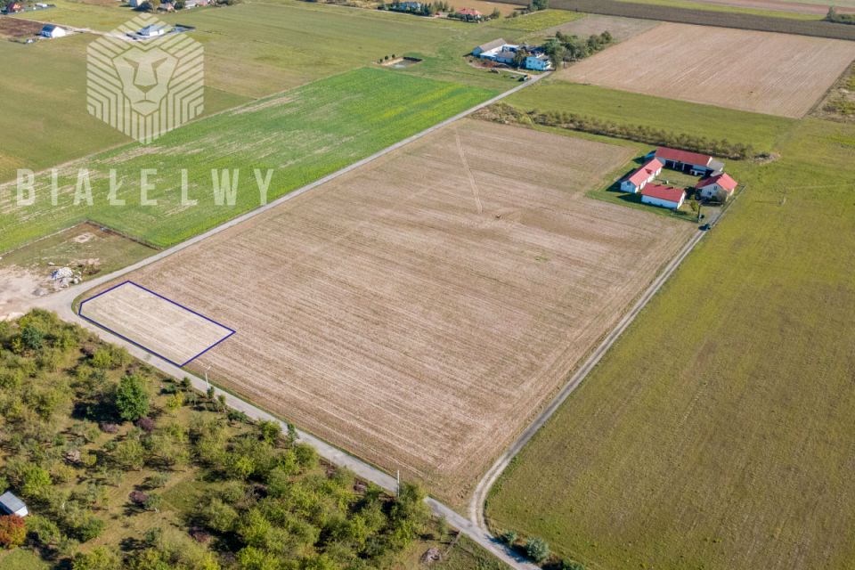 Działka Prażmów