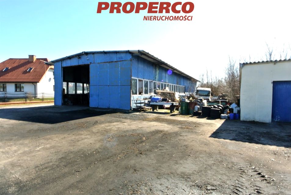 Budynek użytkowy Prażmów