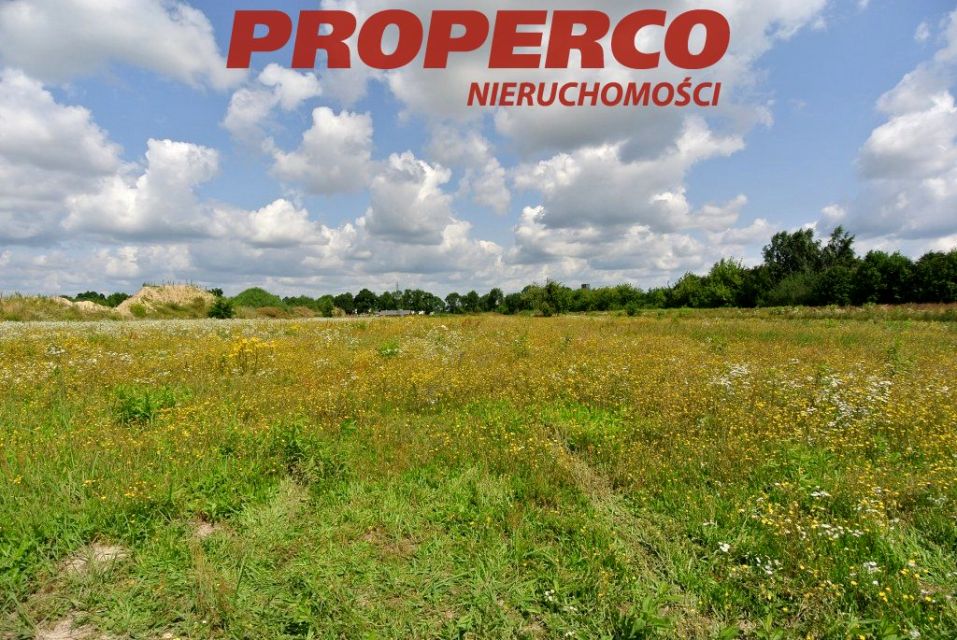 Pusta działka Płochocin