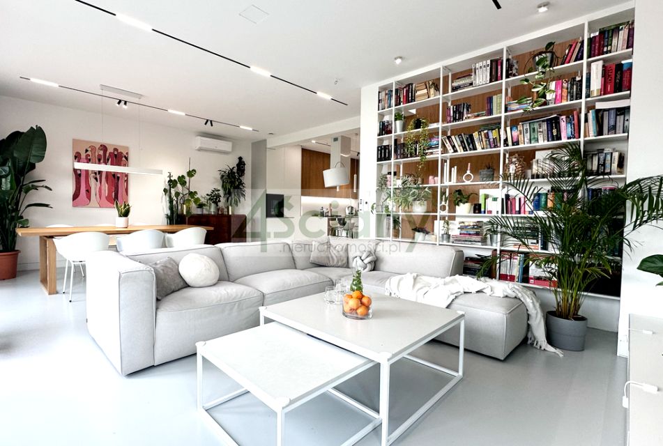 Dom KONSTANCIN-JEZIORNA