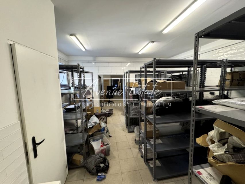 Budynek użytkowy Warszawa