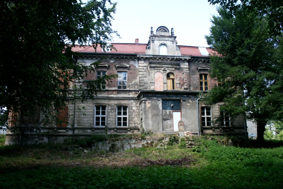 Budynek użytkowy Pisarzowice