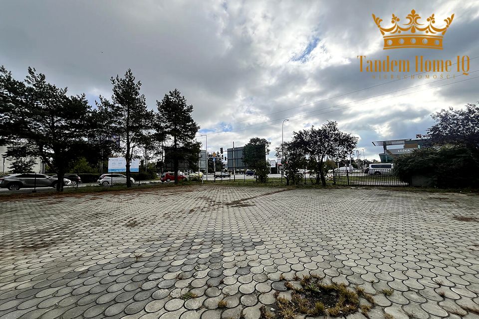 Budynek użytkowy Łomianki