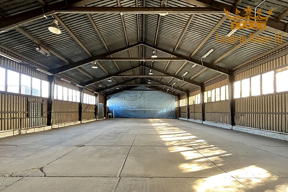 Budynek użytkowy Warszawa