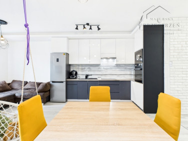 Mieszkanie blok mieszkalny nad jeziorem