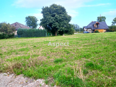 Pusta działka Strumień