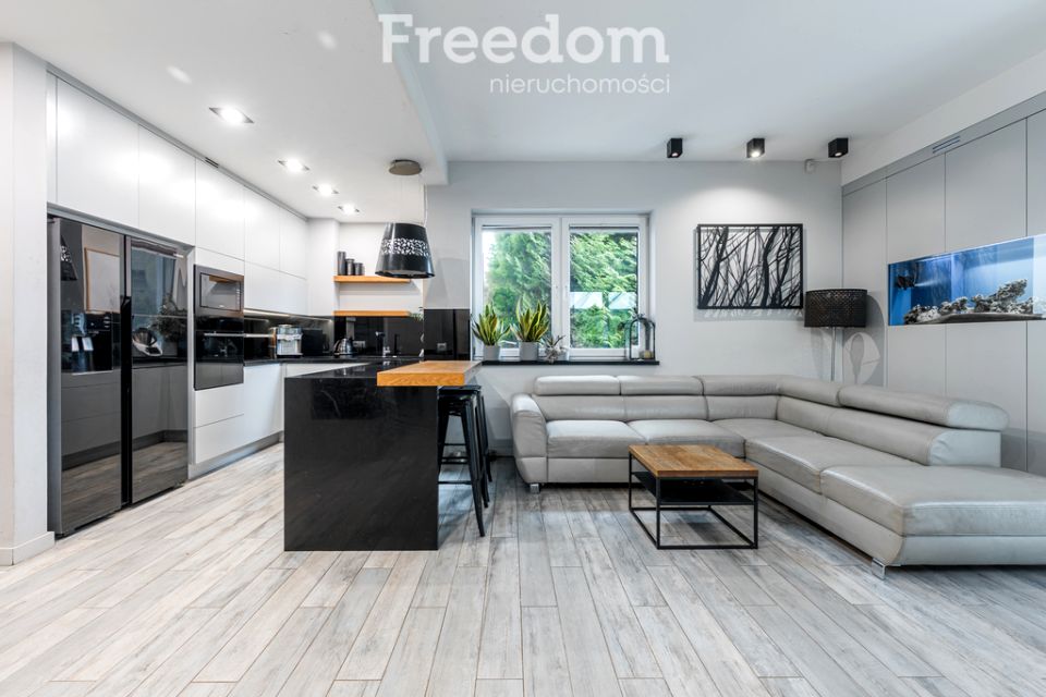 Dom Łomianki sprzedaż