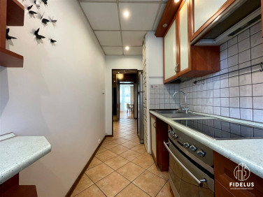 Mieszkanie blok mieszkalny nad jeziorem