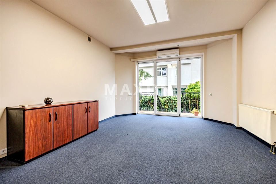 Budynek użytkowy Warszawa